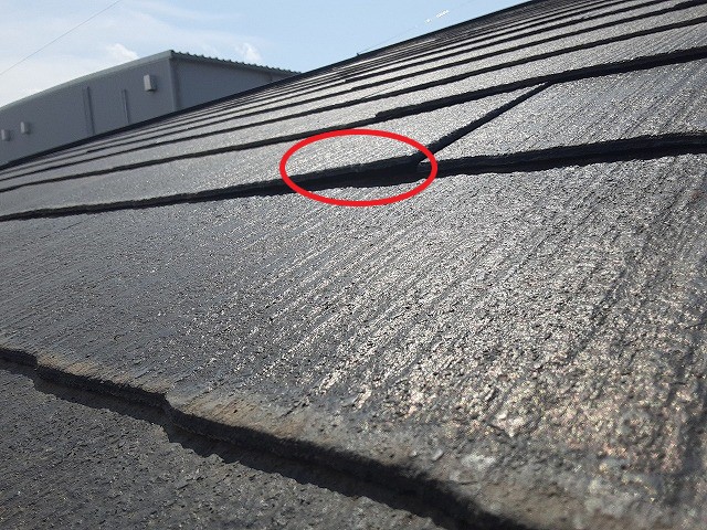 コロニアルの隙間